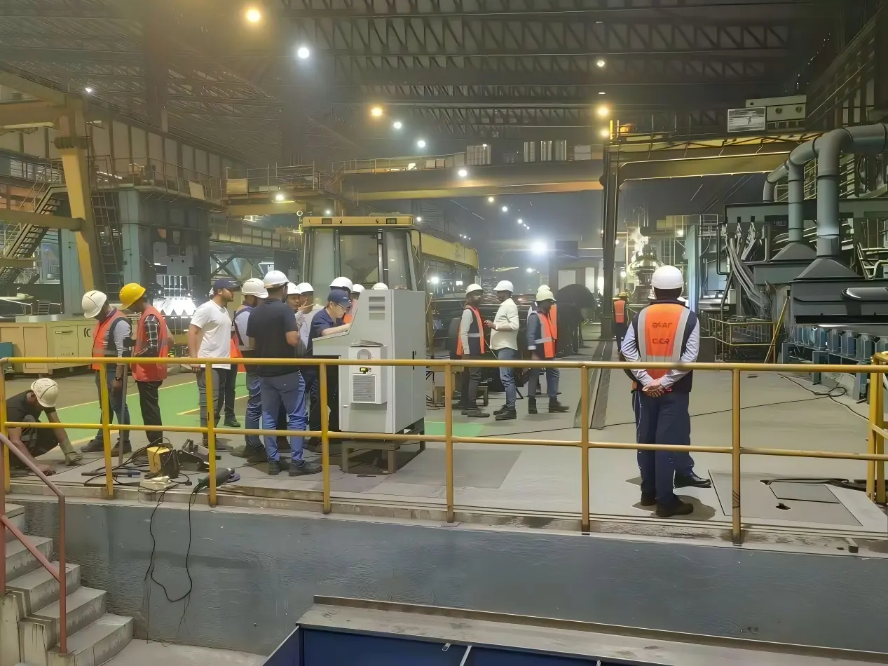 Hot plate leveling solution for steel structure manufacturing ? EZHONG reference project