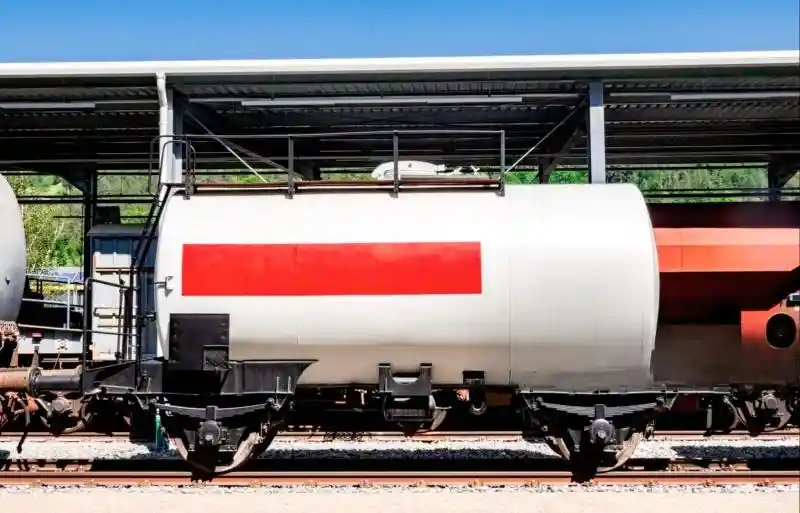 Heavy-duty 3-roll plate rolling for tank shells